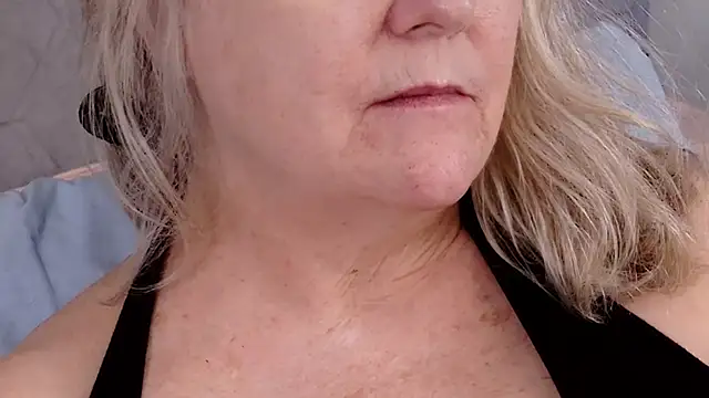 Snapshot of Kaitlyn_Winters chatting on February 2026 07:31:01 PM Kaitlyn Winters online show from February 2026 07:31:01 PM