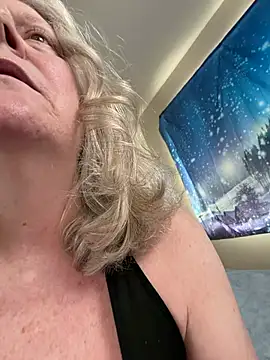 Snapshot of Kaitlyn_Winters chatting on February 2026 07:41:01 PM Kaitlyn Winters online show from February 2026 07:41:01 PM