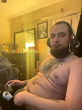 Snapshot of cnasty5621333 chatting on October 2025 03:45:01 PM cnasty5621333 online show from October 2025 03:45:01 PM