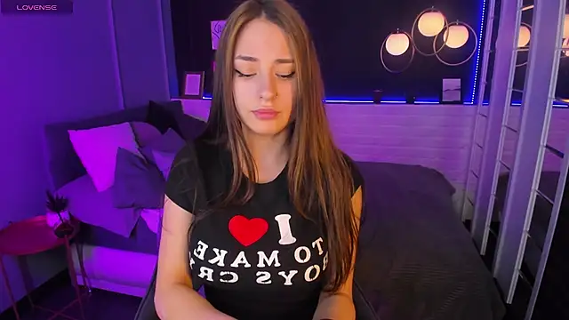 Snapshot of MilanaSugar chatting on February 2025 12:55:01 PM MilanaSugar online show from February 2025 12:55:01 PM