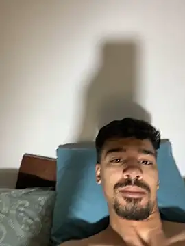 Hermanooooooo online show from May 2026 12:43:02 PM