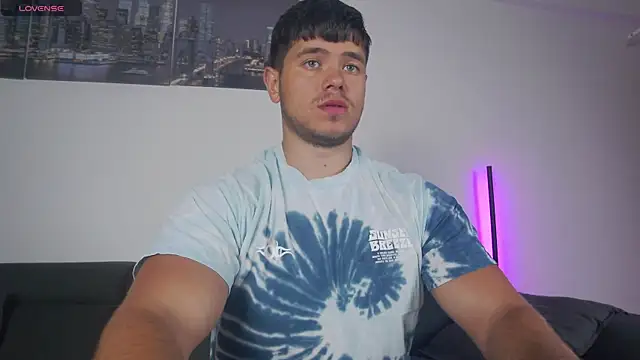 Arilas  online show from December 2025 07:37:01 AM