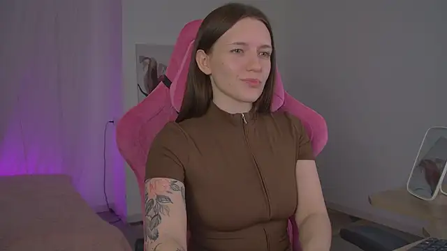 JennyDens online show from April 2026 06:19:01 PM