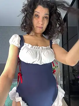 Snapshot of _CurlySue_ chatting on February 2025 06:22:02 AM CurlySue online show from February 2025 06:22:02 AM