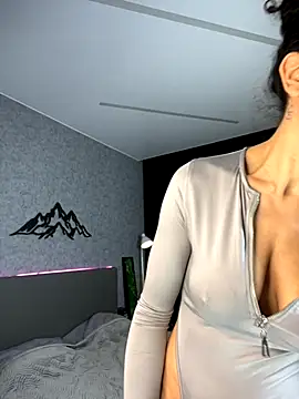 Snapshot of _CurlySue_ chatting on September 2025 05:23:01 AM CurlySue online show from September 2025 05:23:01 AM