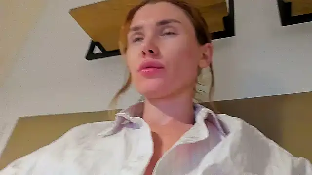 Cameron diazz online show from October 2025 08:55:02 PM