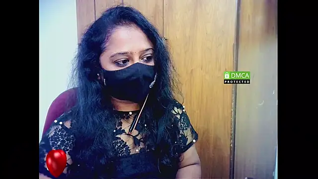 sexynayan23 online show from September 2025 05:39:02 PM