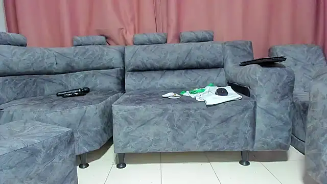 electraaxx online show from March 2025 02:05:01 AM