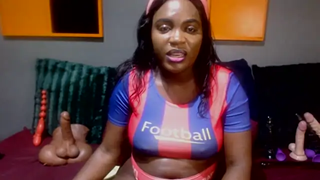 Snapshot of DarkNSpicy4U chatting on February 2026 01:15:01 PM DarkNSpicy4U online show from February 2026 01:15:01 PM