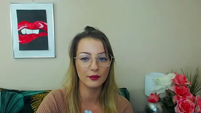 Snapshot of NatalieSexy chatting on December 2024 11:34:02 AM NatalieSexy online show from December 2024 11:34:02 AM