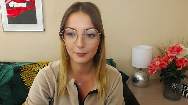 Snapshot of NatalieSexy chatting on January 2025 07:13:02 AM NatalieSexy online show from January 2025 07:13:02 AM