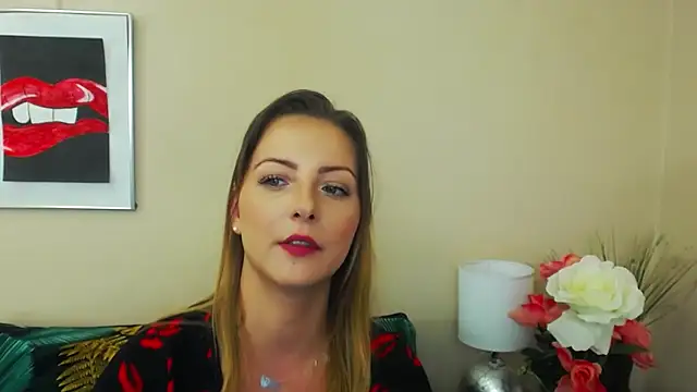 Snapshot of NatalieSexy chatting on January 2025 10:12:02 AM NatalieSexy online show from January 2025 10:12:02 AM