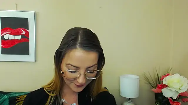 Snapshot of NatalieSexy chatting on January 2025 01:21:01 PM NatalieSexy online show from January 2025 01:21:01 PM