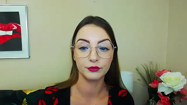 Snapshot of NatalieSexy chatting on February 2025 07:15:01 AM NatalieSexy online show from February 2025 07:15:01 AM