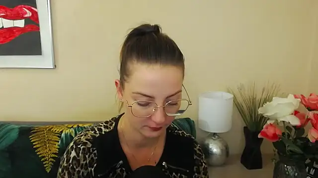 Snapshot of NatalieSexy chatting on March 2025 01:17:01 PM NatalieSexy online show from March 2025 01:17:01 PM