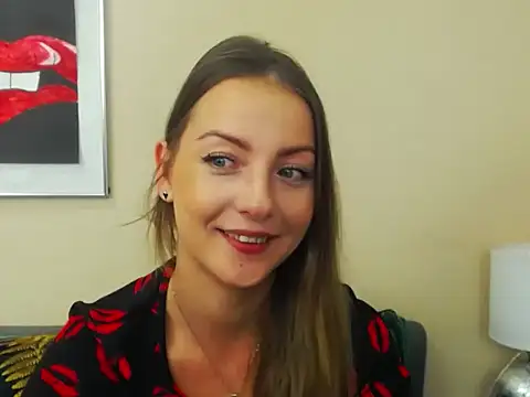 Snapshot of NatalieSexy chatting on November 2025 07:08:01 AM NatalieSexy online show from November 2025 07:08:01 AM