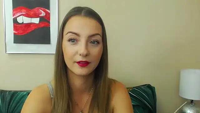 Snapshot of NatalieSexy chatting on November 2025 07:10:01 AM NatalieSexy online show from November 2025 07:10:01 AM