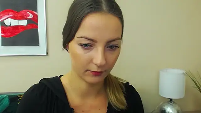 Snapshot of NatalieSexy chatting on December 2025 07:14:02 AM NatalieSexy online show from December 2025 07:14:02 AM