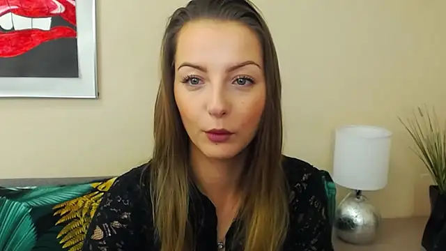 Snapshot of NatalieSexy chatting on March 2026 07:14:02 AM NatalieSexy online show from March 2026 07:14:02 AM