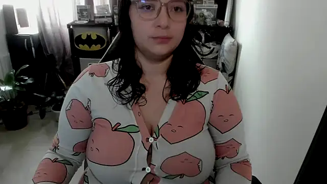 aika-dreams online show from April 2026 02:08:01 PM