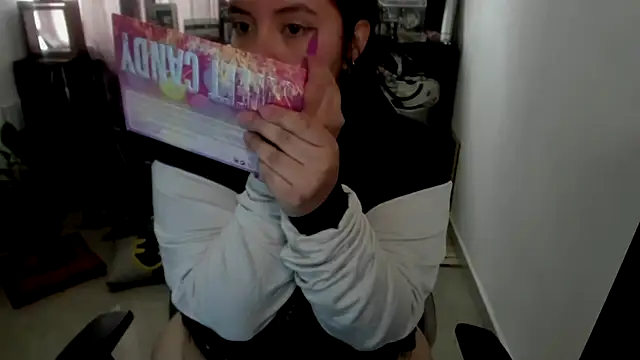 aika-dreams online show from May 2026 01:29:02 PM