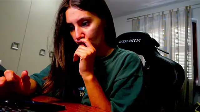 GodlyTheia online show from October 2025 02:28:01 PM