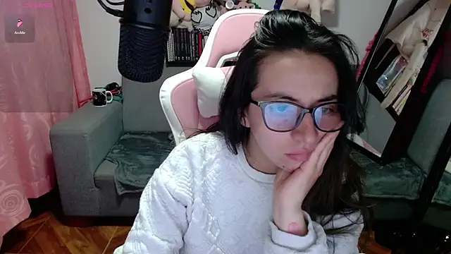 Maggie Fox3 online show from March 2026 03:18:02 AM