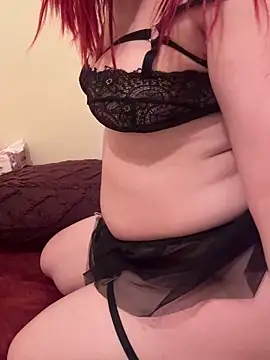 Snapshot of Emy-sexy chatting on January 2025 03:47:02 PM Emy-sexy online show from January 2025 03:47:02 PM