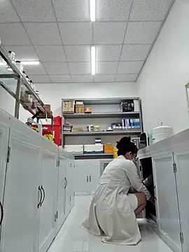 Snapshot of HinaLovely chatting on February 2026 02:59:02 AM HinaLovely online show from February 2026 02:59:02 AM