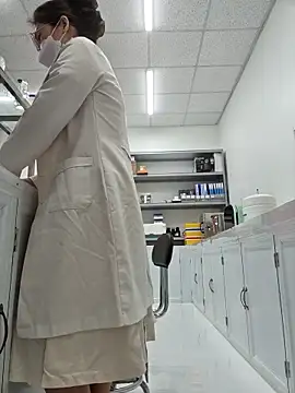 Snapshot of HinaLovely chatting on February 2026 03:59:02 AM HinaLovely online show from February 2026 03:59:02 AM