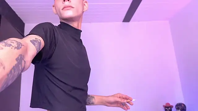 Varya Ferreira online show from January 2025 04:18:02 AM