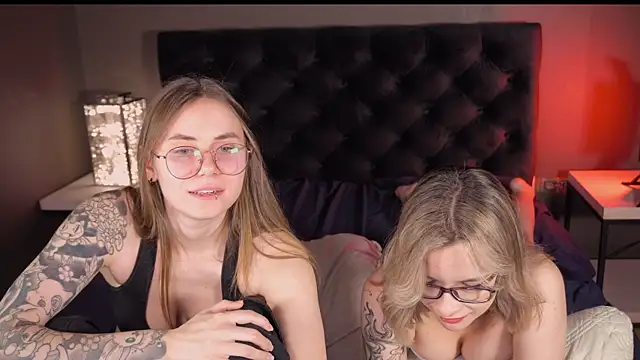 Snapshot of _AnnaStark_ chatting on January 2025 10:10:01 PM AnnaStark online show from January 2025 10:10:01 PM