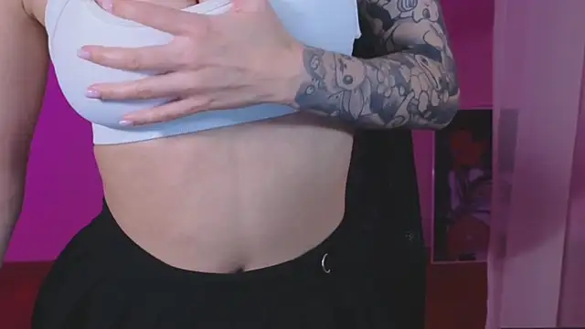 Snapshot of _AnnaStark_ chatting on February 2025 02:40:02 AM AnnaStark online show from February 2025 02:40:02 AM