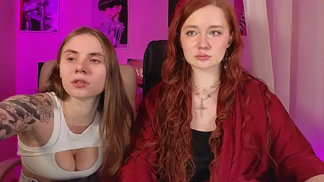 Snapshot of _AnnaStark_ chatting on March 2025 08:32:02 PM AnnaStark online show from March 2025 08:32:02 PM