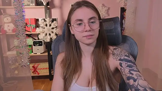 Snapshot of _AnnaStark_ chatting on December 2025 08:04:02 PM AnnaStark online show from December 2025 08:04:02 PM