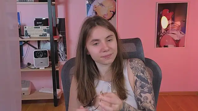  AnnaStark  online show from April 2026 08:17:01 PM