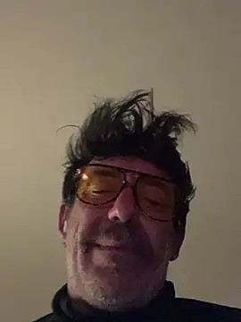 Snapshot of maxximere chatting on February 2026 01:34:02 AM maxximere online show from February 2026 01:34:02 AM