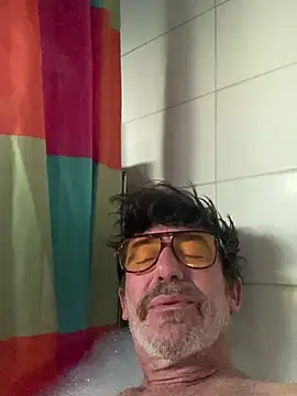 Snapshot of maxximere chatting on February 2026 04:52:02 PM maxximere online show from February 2026 04:52:02 PM