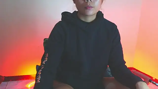 Snapshot of Raquel789 chatting on March 2026 04:21:01 PM Raquel789 online show from March 2026 04:21:01 PM