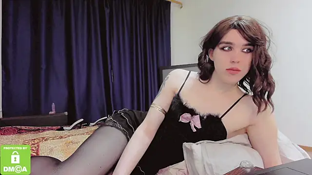 Larisa Sign online show from February 2025 02:53:01 PM