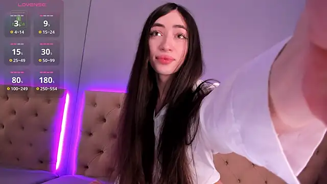 Snapshot of NickieRainer chatting on December 2024 07:43:01 AM NickieRainer online show from December 2024 07:43:01 AM