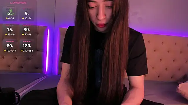 Snapshot of NickieRainer chatting on December 2024 07:24:02 PM NickieRainer online show from December 2024 07:24:02 PM