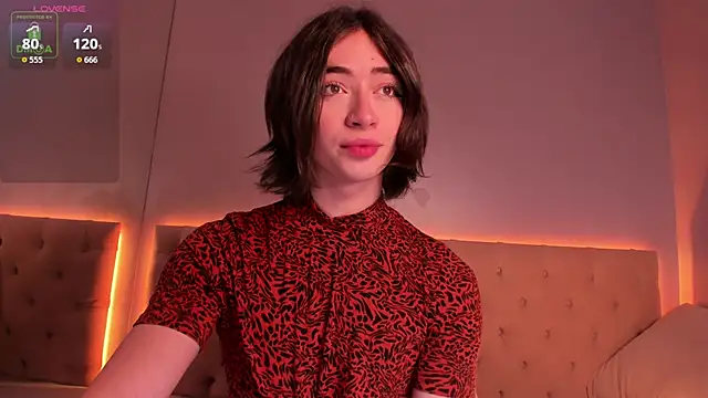 Snapshot of NickieRainer chatting on October 2025 04:36:01 AM NickieRainer online show from October 2025 04:36:01 AM