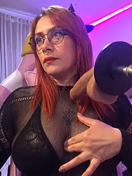 Luna Paris  online show from January 2025 10:01:01 PM