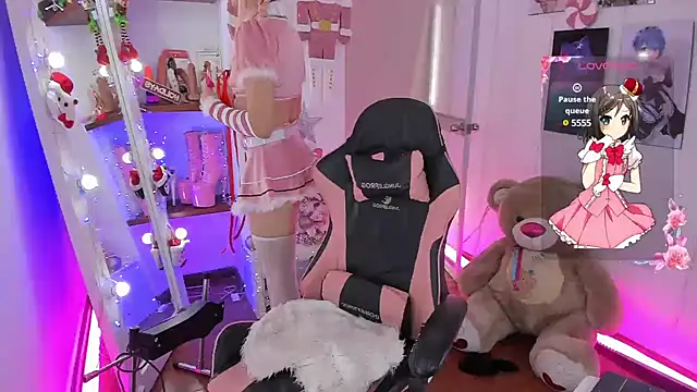 alessandrathedoll online show from December 2024 06:49:01 PM