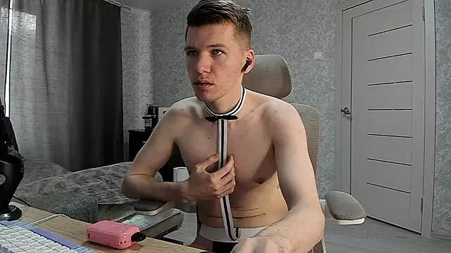 Snapshot of Bananas_dick chatting on March 2026 07:01:02 AM Bananas dick online show from March 2026 07:01:02 AM