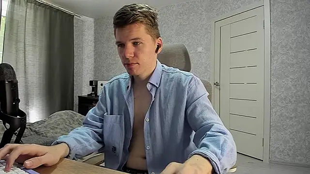 Bananas dick online show from May 2026 11:28:02 AM