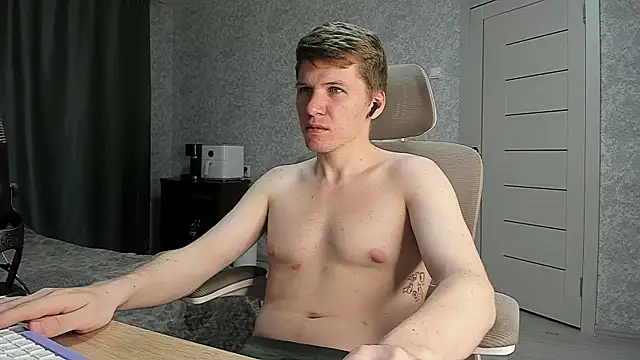 Snapshot of Bananas_dick chatting on June 2026 05:26:01 PM Bananas dick online show from June 2026 05:26:01 PM