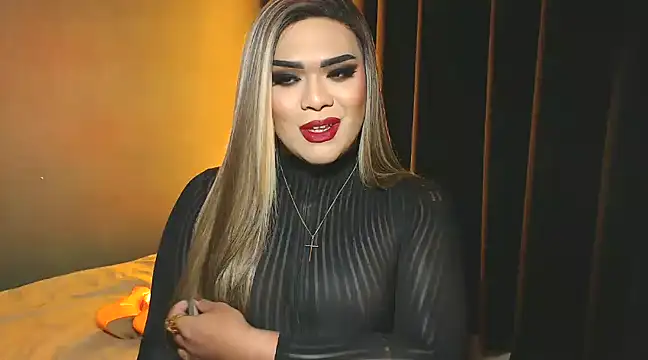 Snapshot of VictoriaEliz chatting on December 2024 12:47:02 PM VictoriaEliz online show from December 2024 12:47:02 PM