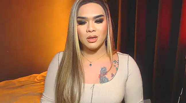 Snapshot of VictoriaEliz chatting on January 2025 12:02:01 AM VictoriaEliz online show from January 2025 12:02:01 AM